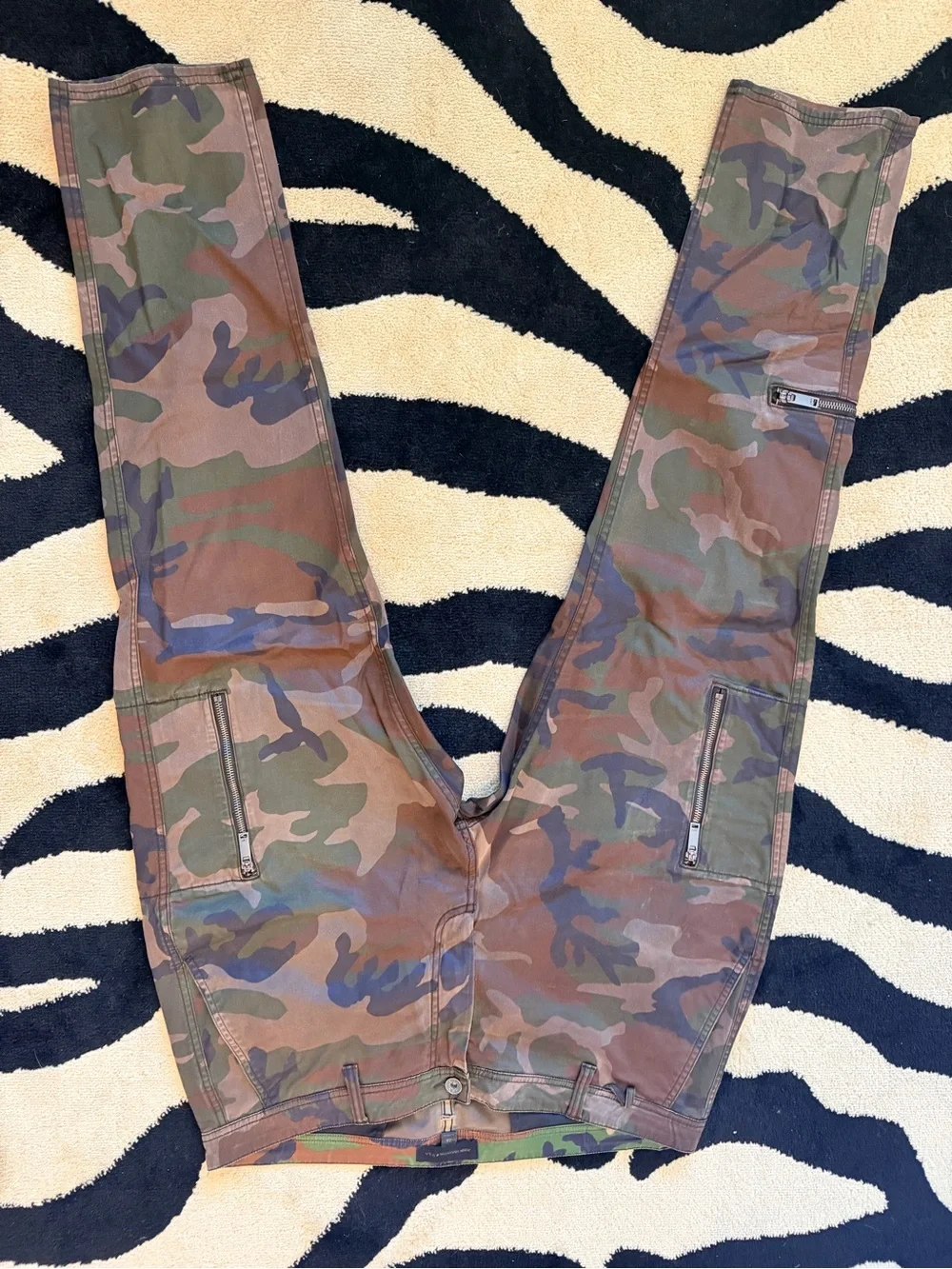 John Varvatos Green & Brown Camo Cargo Pants - Picture 1 of 3